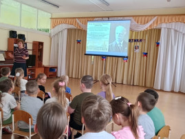 Знаменитости Знаменитости.